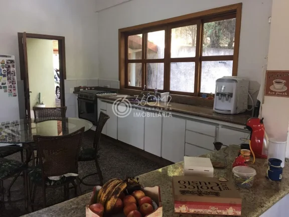 Imagem Sobrado em Condomínio para Venda em Mairinque / SP no bairro Dona Catarina