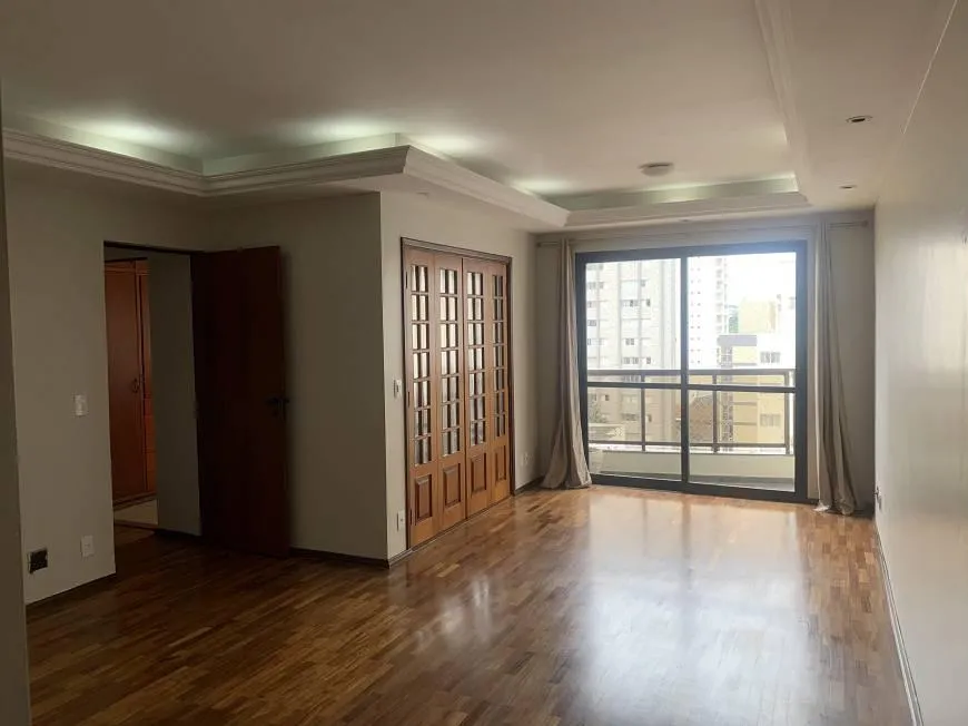 Imagem Apartamento com 3 Quartos e 2 banheiros à Venda, 95 m²
