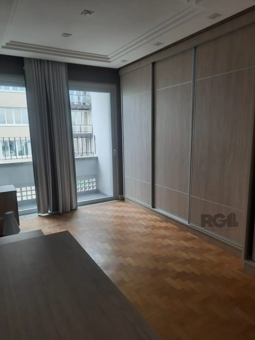 Imagem Apartamento 3 dormitórios à venda Centro Histórico Porto Alegre/RS