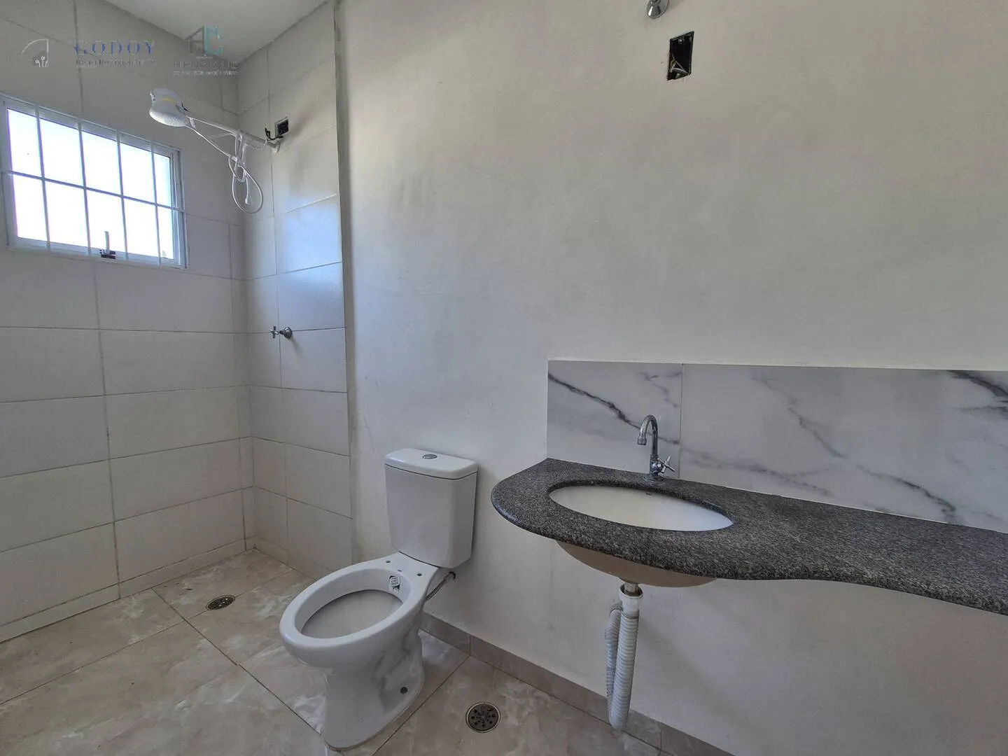 Imagem Casa para Locação com Suíte e Vaga Coberta no Boa Vista