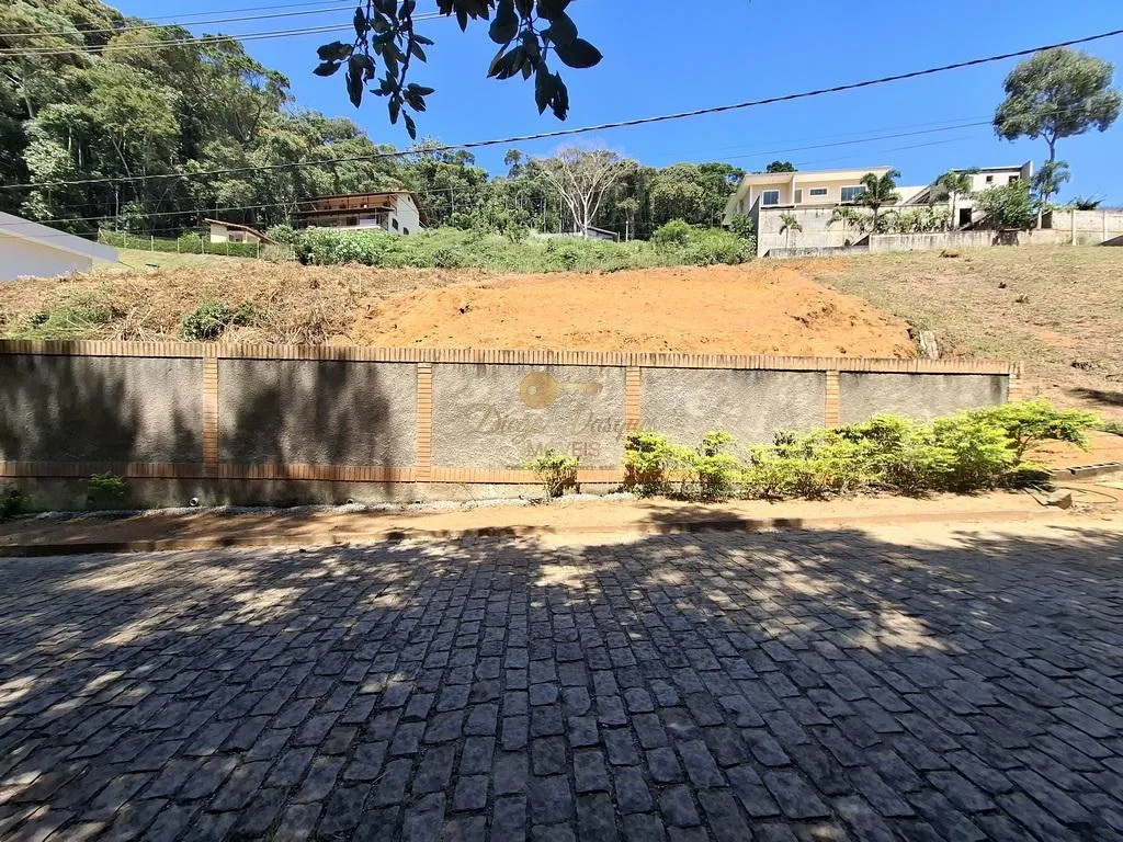 Foto do imóvel Terreno em Condomínio para Venda em Teresópolis / RJ em Estrada Doutor Rogério de Moura Estevão