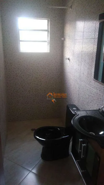 Imagem Sobrado com 3 dormitórios à venda, 224 m² por R$ 690.000,00 - Parque Flamengo - Guarulhos/SP