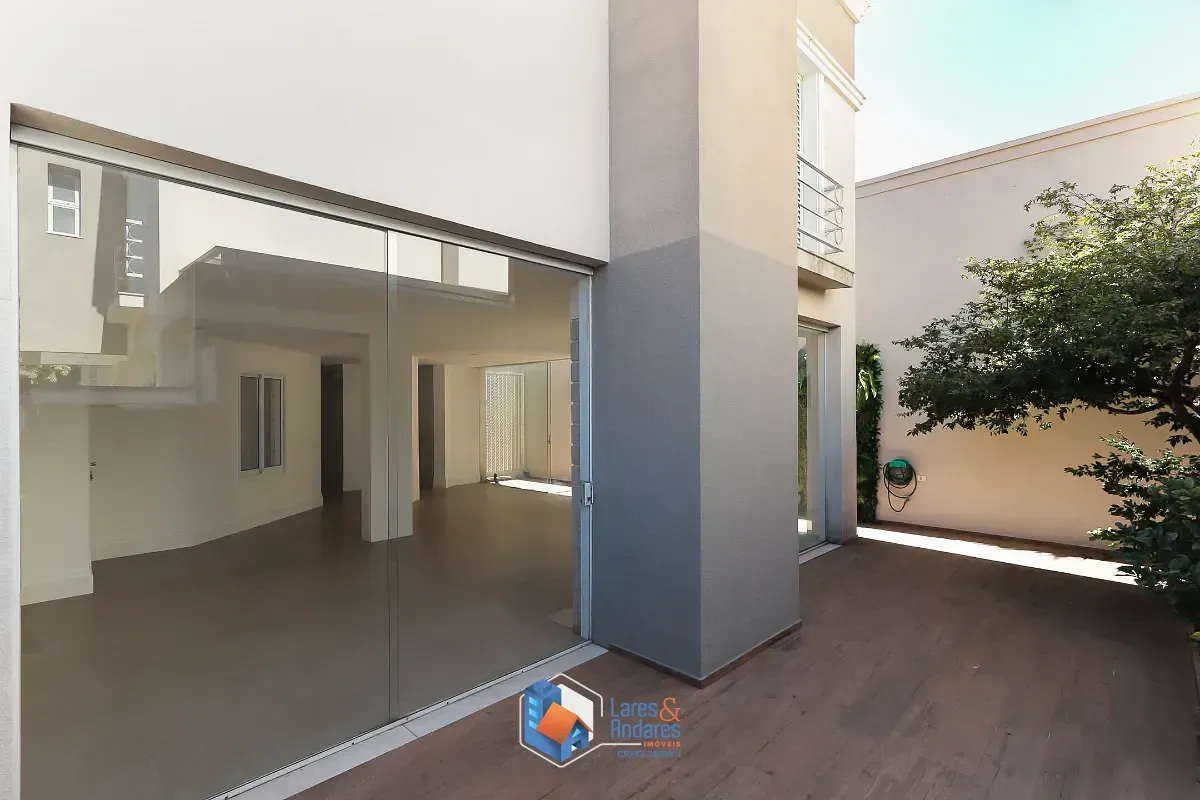 Imagem Casa no condomínio Maison Dublian para venda com 4 quartos, sendo 4 suítes, 392m²