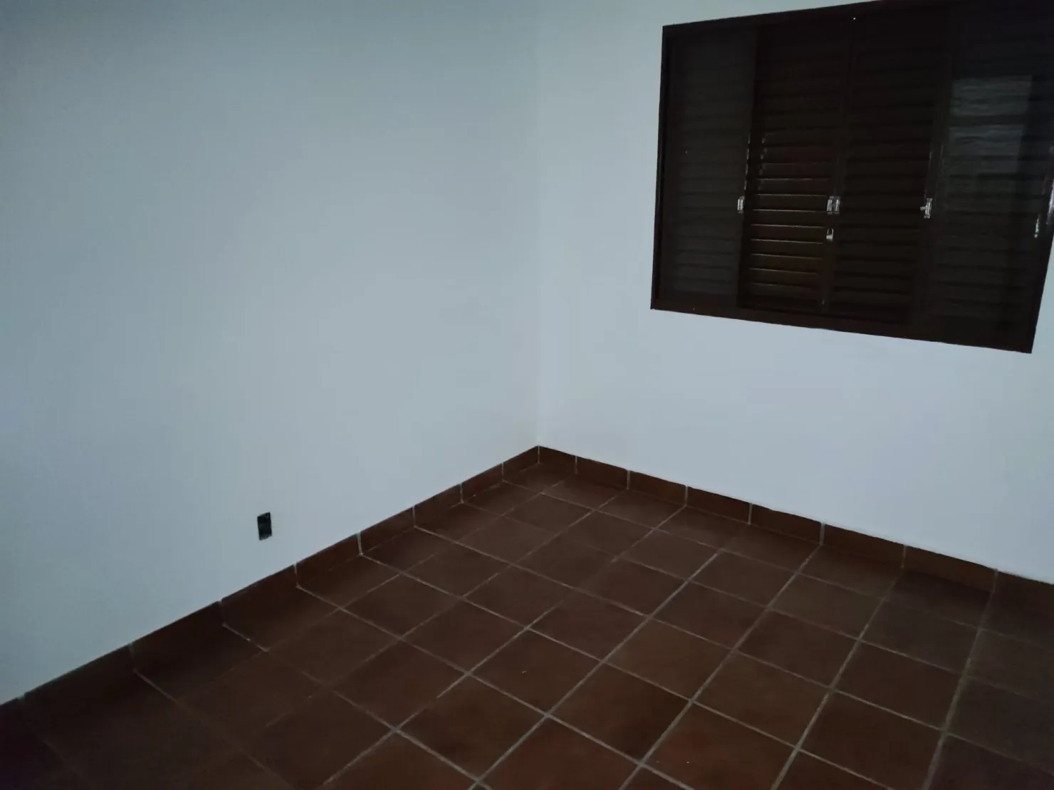 Imagem Casa à venda 3 Quartos, 1 Suite, 2 Vagas, 250M², Vila Rica, Pindamonhangaba - SP