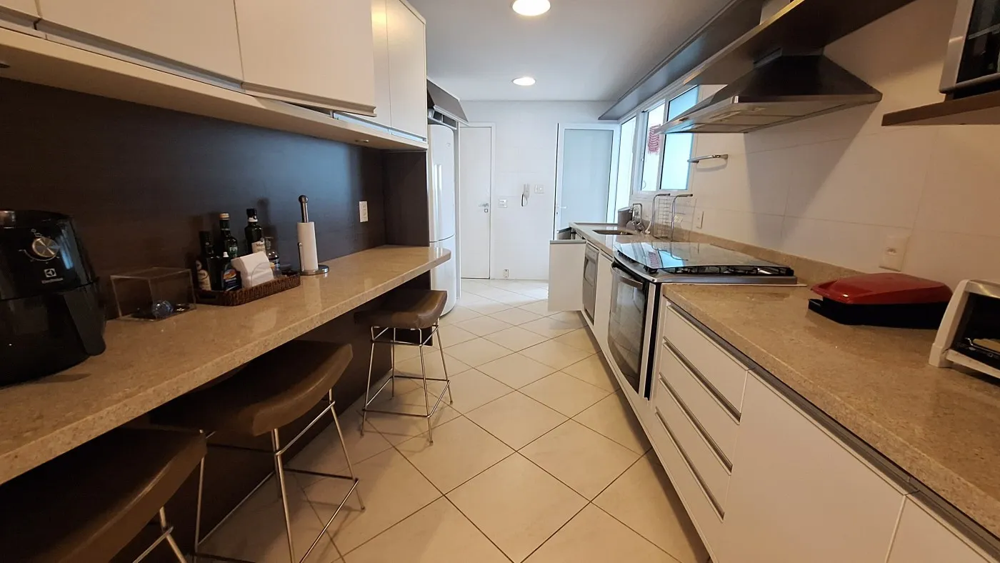 Imagem Apartamento para Venda em Bertioga, Riviera, 4 dormitórios, 4 suítes, 5 banheiros, 3 vagas