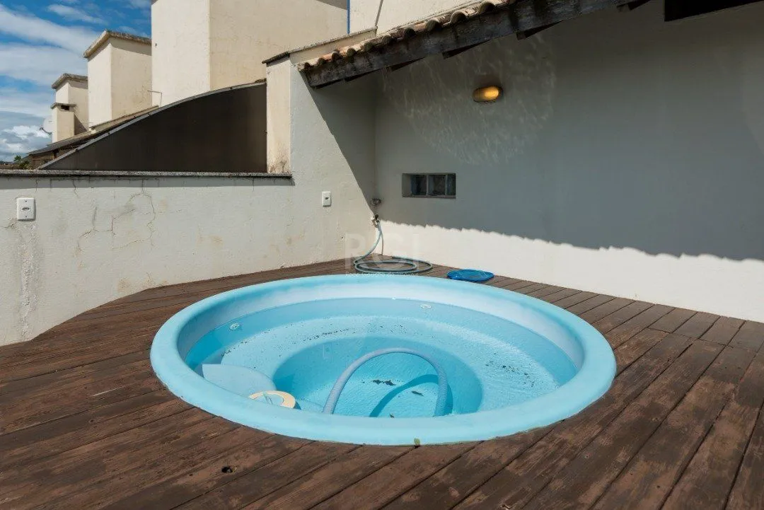 Imagem Casa Condominio para Venda - 240m², 3 dormitórios, sendo 1 suites, 3 vagas - Tristeza