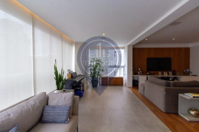 Imagem Apartamento de luxo em Moema, São Paulo-SP: 4 quartos, 3 suítes, 2 salas, 4 banheiros, 3 vagas de garagem, 181m².