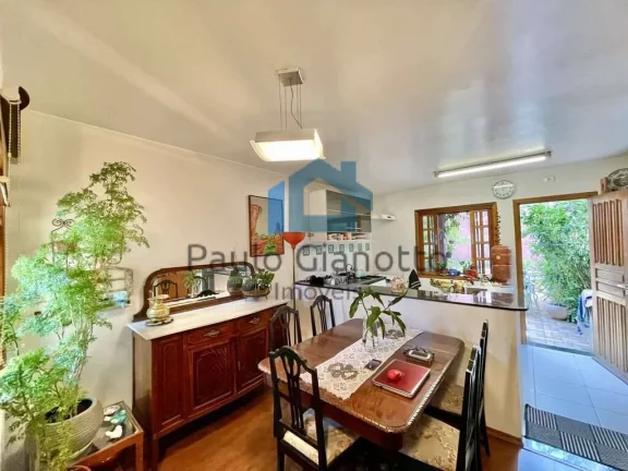 Imagem Casa à Venda em Condomínio na Região da Granja Viana