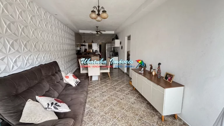 Imagem Casa a 200 metros da Praia do Perequê-açu com edícula