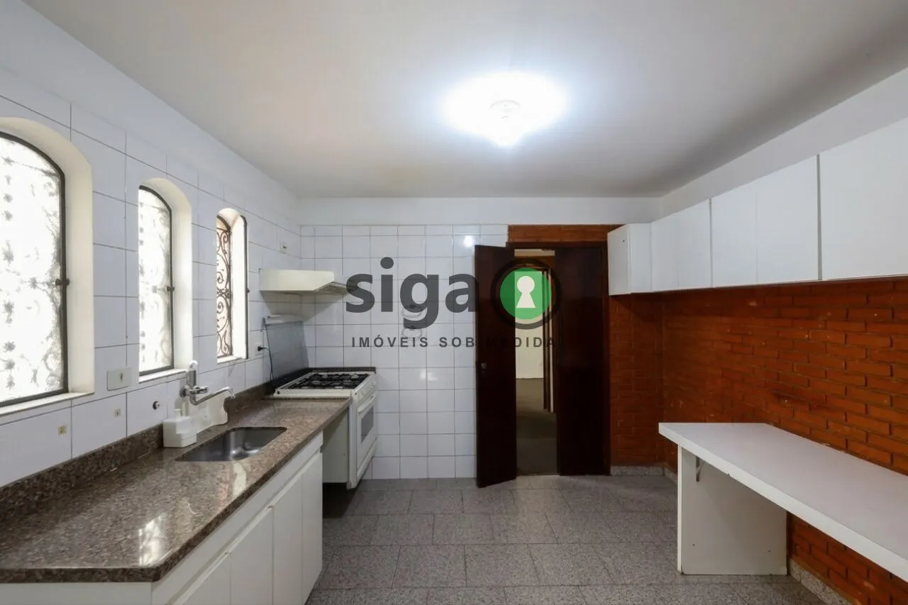 Imagem Casa Sobrado de 220m² com 3 quartos - Chácara Santo Antônio- São Paulo/SP
