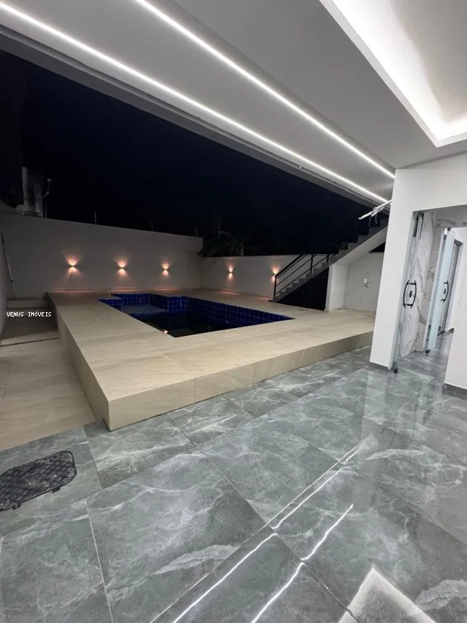 Imagem Casa em Condomínio para Venda em Rio de Janeiro, Recreio dos Bandeirantes, 6 dormitórios, 5 suítes, 4 banheiros, 3 vagas