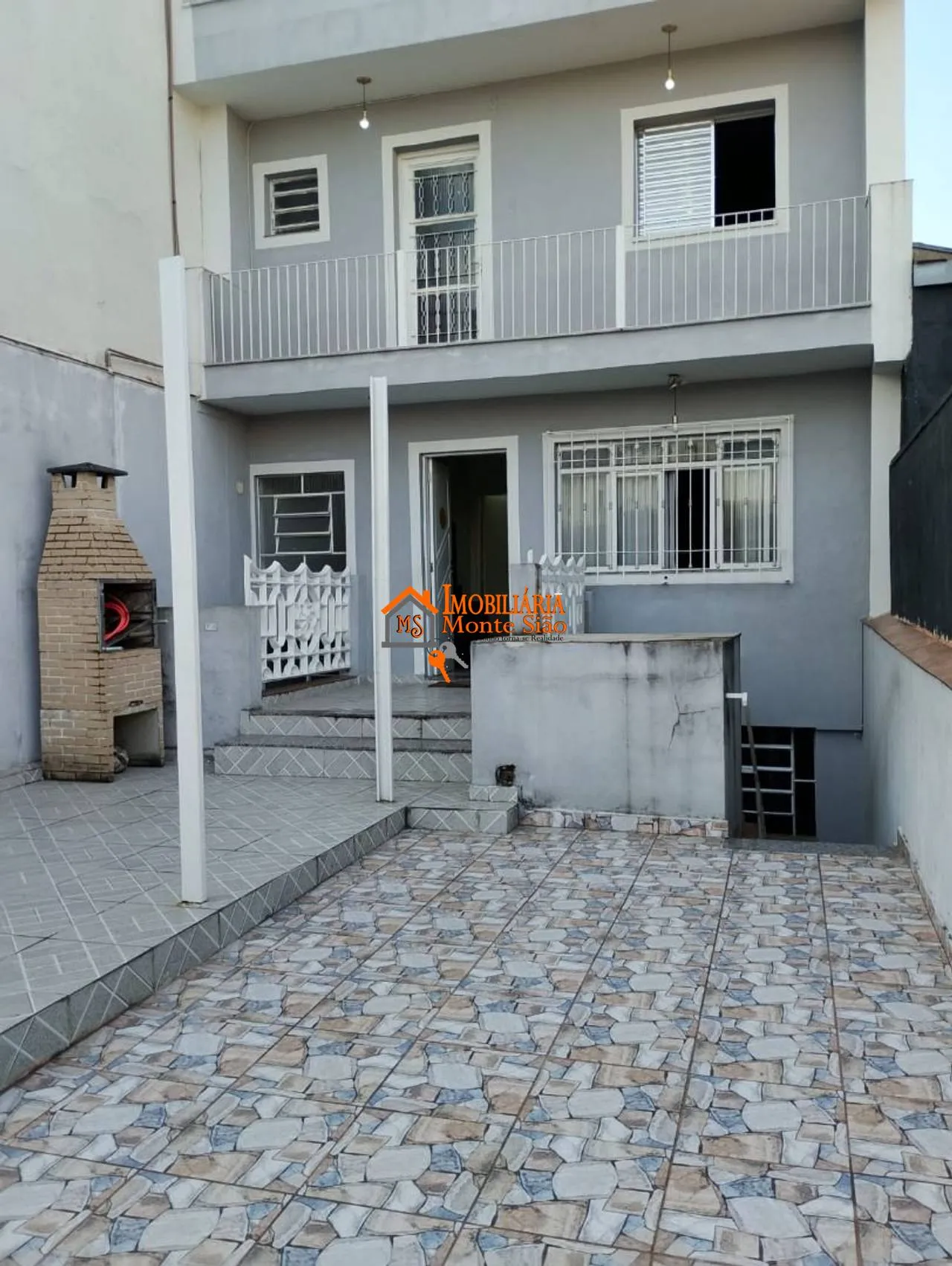 Imagem Sobrado com 3 dormitórios à venda, 300 m² por R$ 830.000,00 - Jardim Moreira - Guarulhos/SP