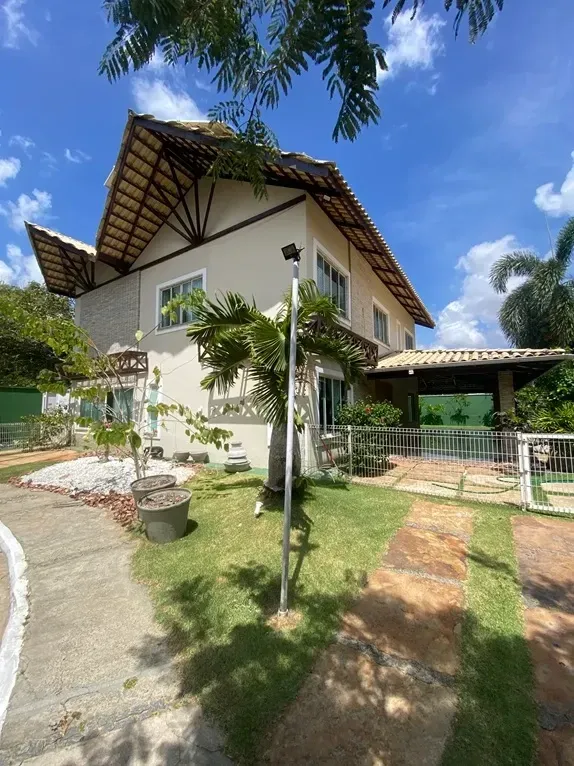 Foto do imóvel Casa de Condomínio com 3 Quartos à Venda, 350 m² em Avenida Maria Teixeira Joca, 526 - Centro, Eusébio - CE