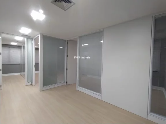 Imagem Conjunto comercial com 70m² em Pinheiros