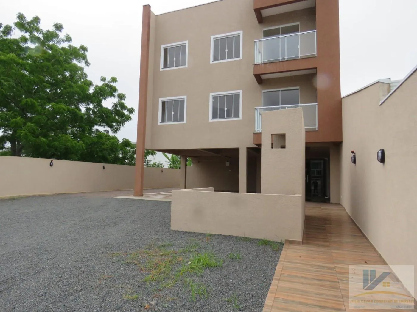 Imagem Apartamento para Venda em São José dos Pinhais, Roseira de São Sebastião, 2 dormitórios, 1 banheiro, 1 vaga