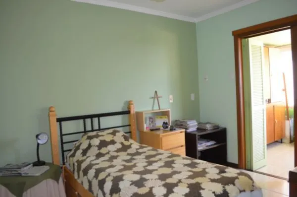 Imagem Apartamento para Venda - 71.75m², 2 dormitórios, 1 vaga - Petrópolis
