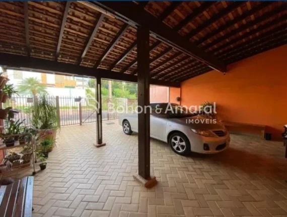 Imagem Em uma das localizações mais valorizadas e desejadas de Barão Geraldo, esta residência reúne co...