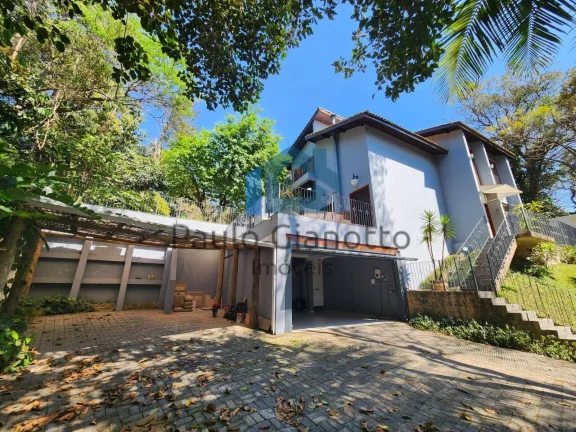 Imagem Casa Exclusiva em Cond na Granja Viana – Privacidade e Sofisticação!