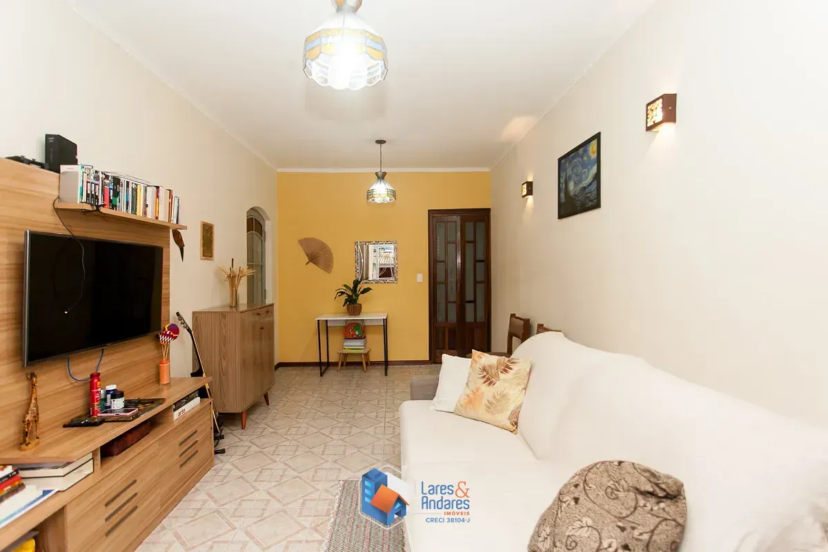 Imagem Sobrado para venda em São Domingos com 3 quartos, sendo 1 suíte, 164m²