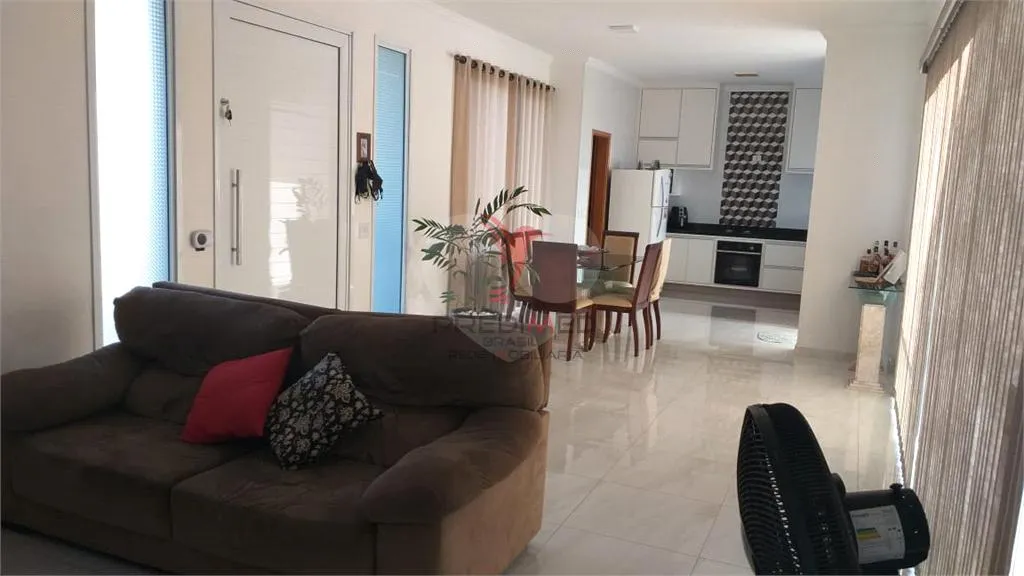 Imagem Casa de Condomínio de 2 quartos, 300m² no bairro Centro, em Arandu