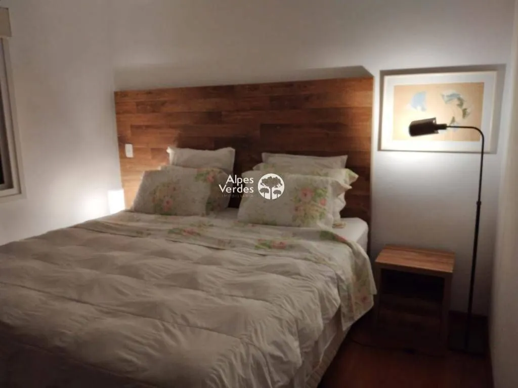 Imagem Vende-se Apartamento em condomínio de Gramado RS, com 2 quartos