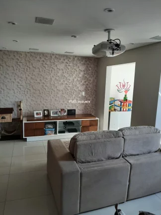 Foto do imóvel Apartamento à venda na Lapa, São Paulo-SP: 2 quartos, 1 suíte, 1 sala, 2 banheiros, 2 vagas de garagem, 70m². Imperdível!