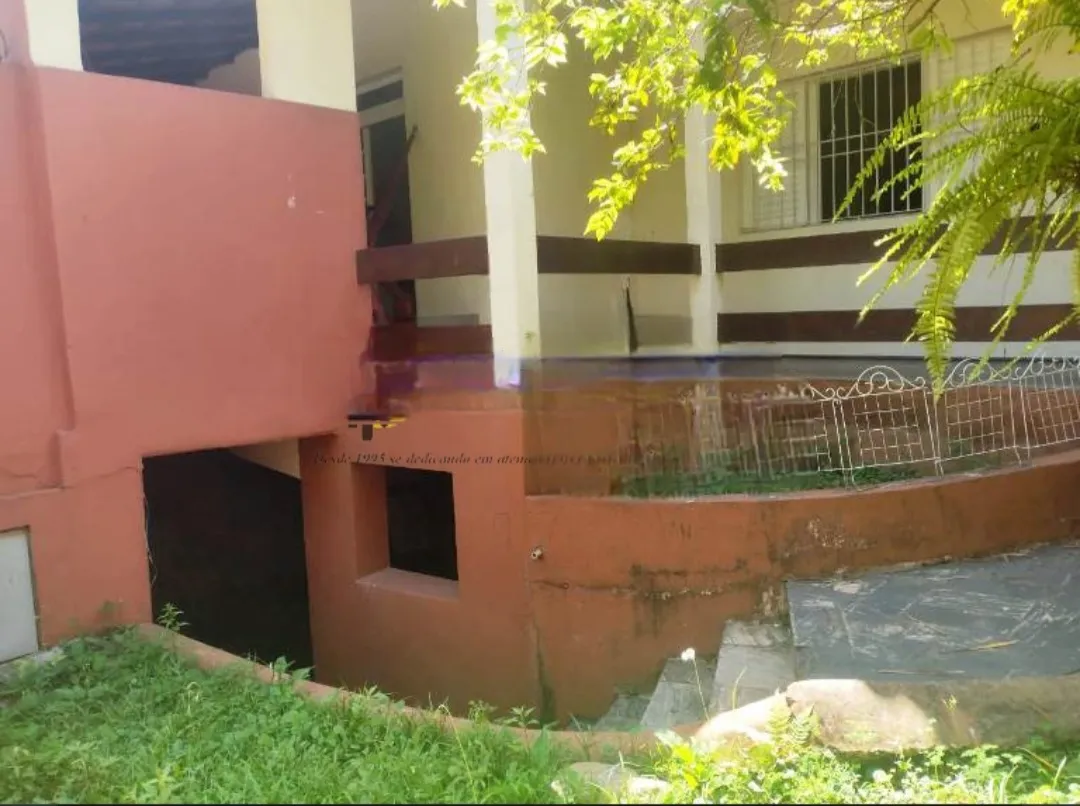 Imagem VENDO EXCELENTE SOBRADO NO BAIRRO VILA DO CASTELO!