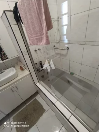 Imagem Sobrado Geminado com 02 dormitorios sendo 02 suites no Boqueião em Santos