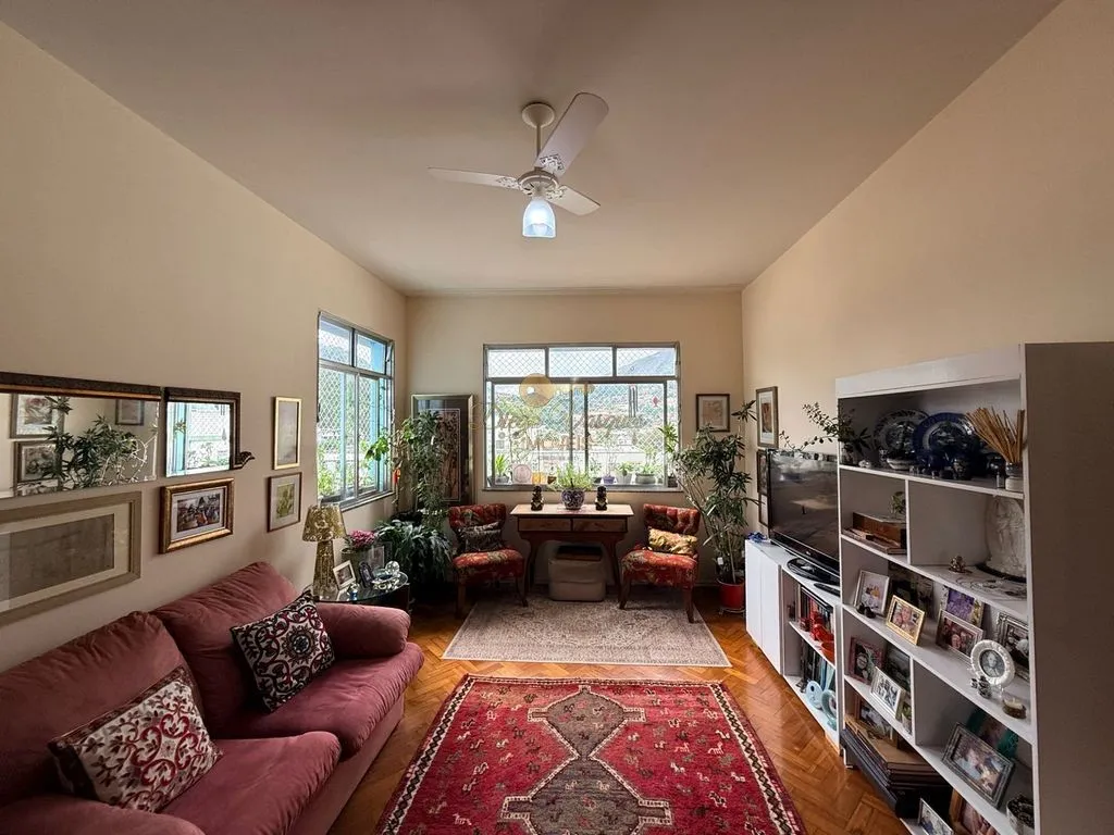 Imagem Apartamento para Venda em Teresópolis / RJ no bairro Alto