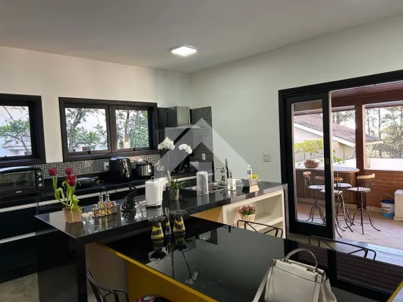 Imagem Casa de Condomínio em Morada dos Pássaros - Barueri