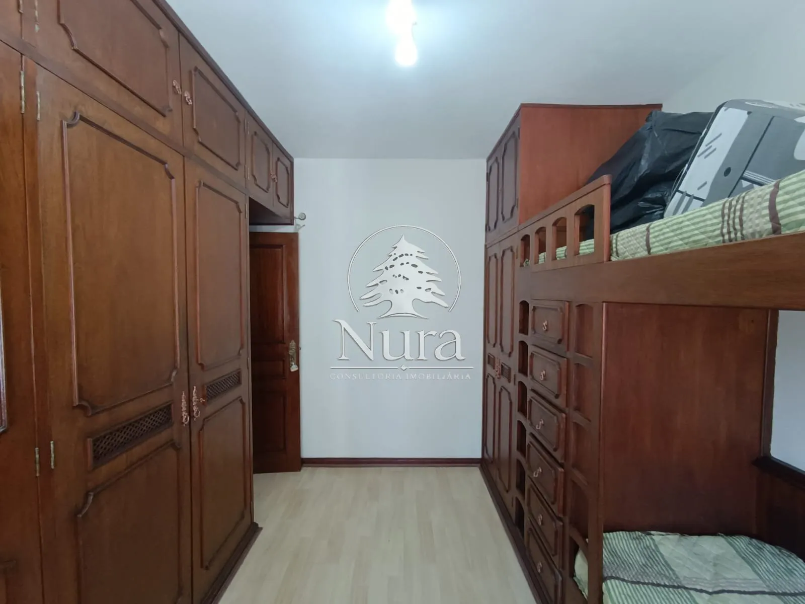Imagem Apartamento de 4 quartos, 142m² no bairro Boqueirão, em Santos