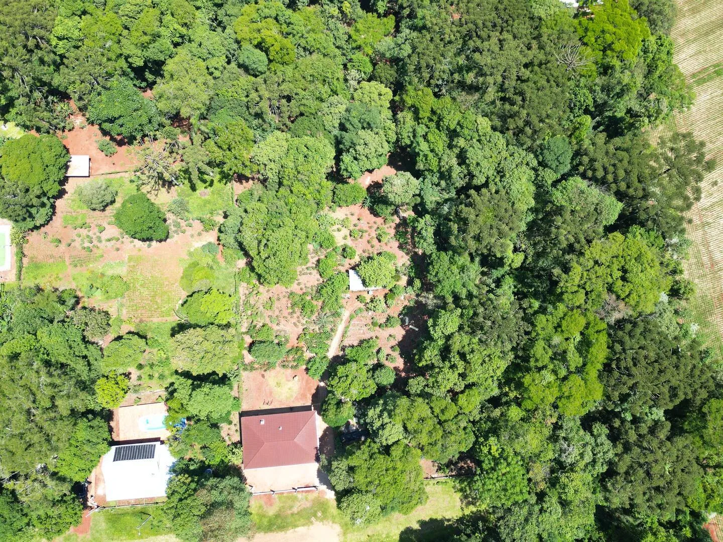 Imagem Chácara à venda em Cascavel, Colonia Barreiros - Casa sede, Ar condicionado, Água e Energia