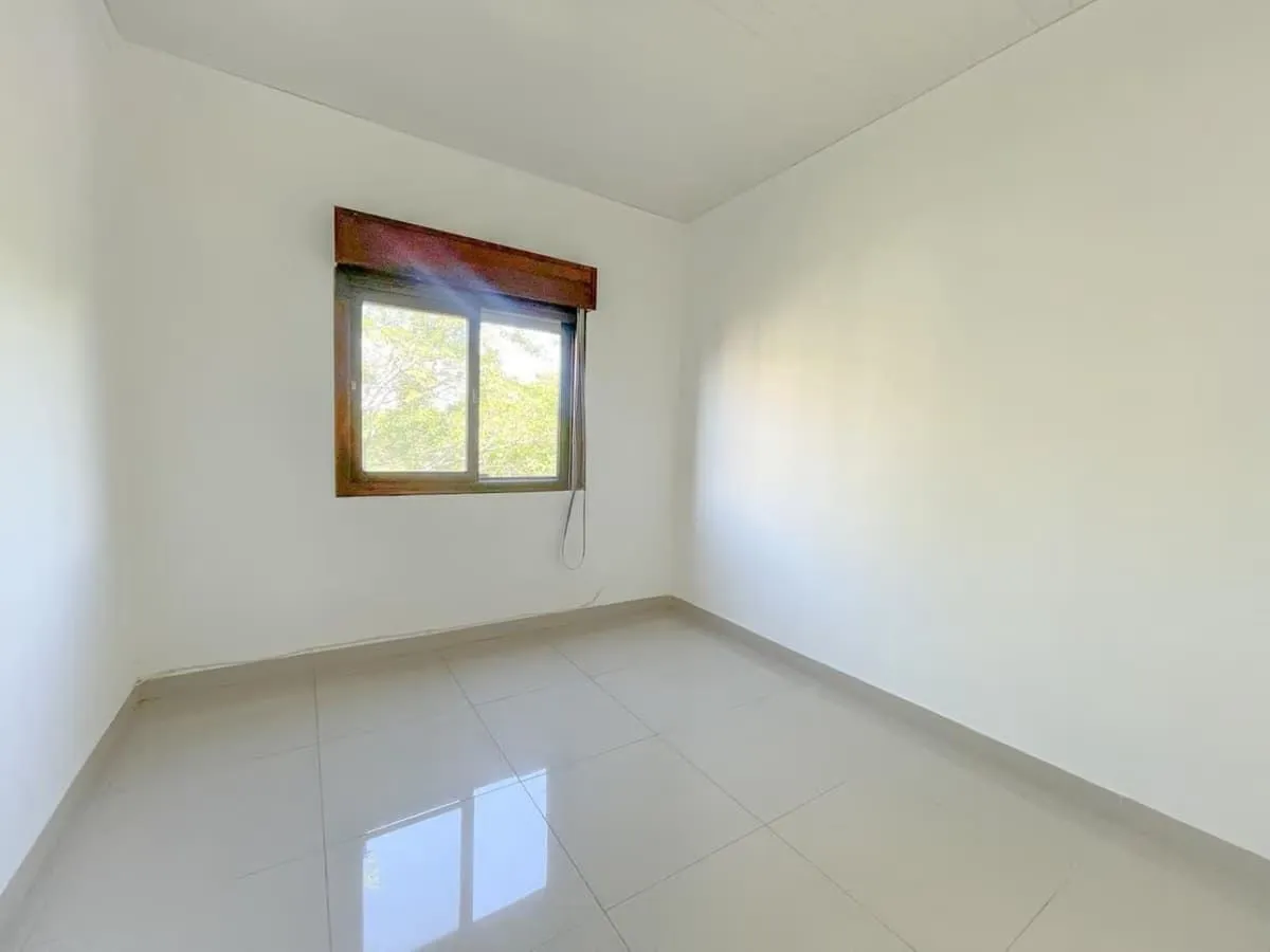 Imagem Apartamento de 3 dormitorios à venda em São Sebastião, Porto Alegre.