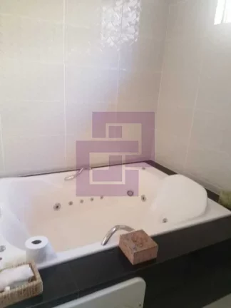 Imagem Casas / Padrão na cidade de Guarujá