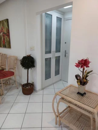Imagem Apartamento com 4 dormitórios à venda, 113 m² por R$ 660.000,00 - Praia Pitangueiras - Guarujá/SP