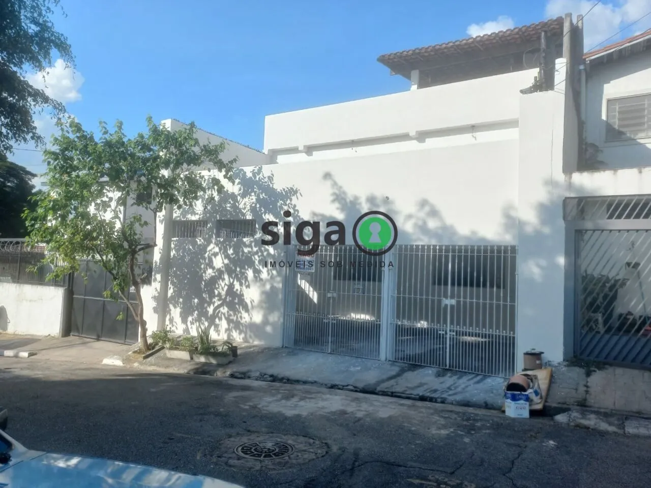 Foto do imóvel Sobrado com 4 suítes, terraço gourmet e garagem para 4 carros.