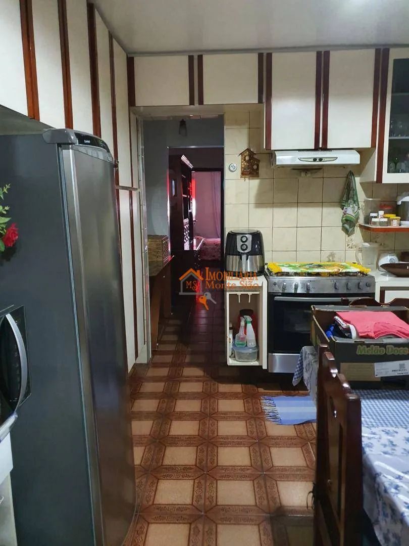 Imagem Sobrado com 3 dormitórios à venda, 290 m² por R$ 970.000,00 - Jardim Divinolândia - Guarulhos/SP