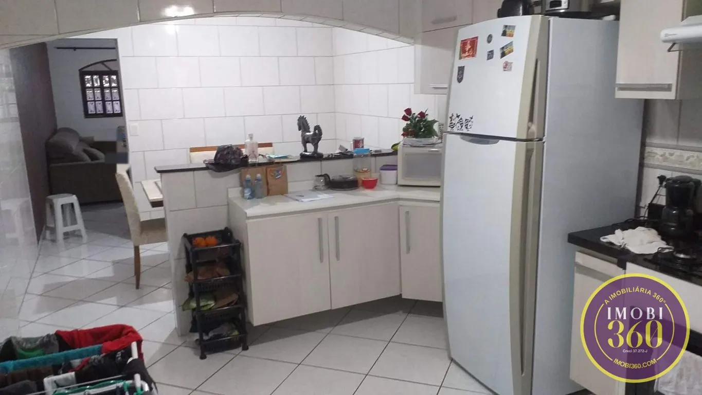 Imagem Lindo Sobrado de 2 Andares, em São Mateus - reformado a pouco tempo.