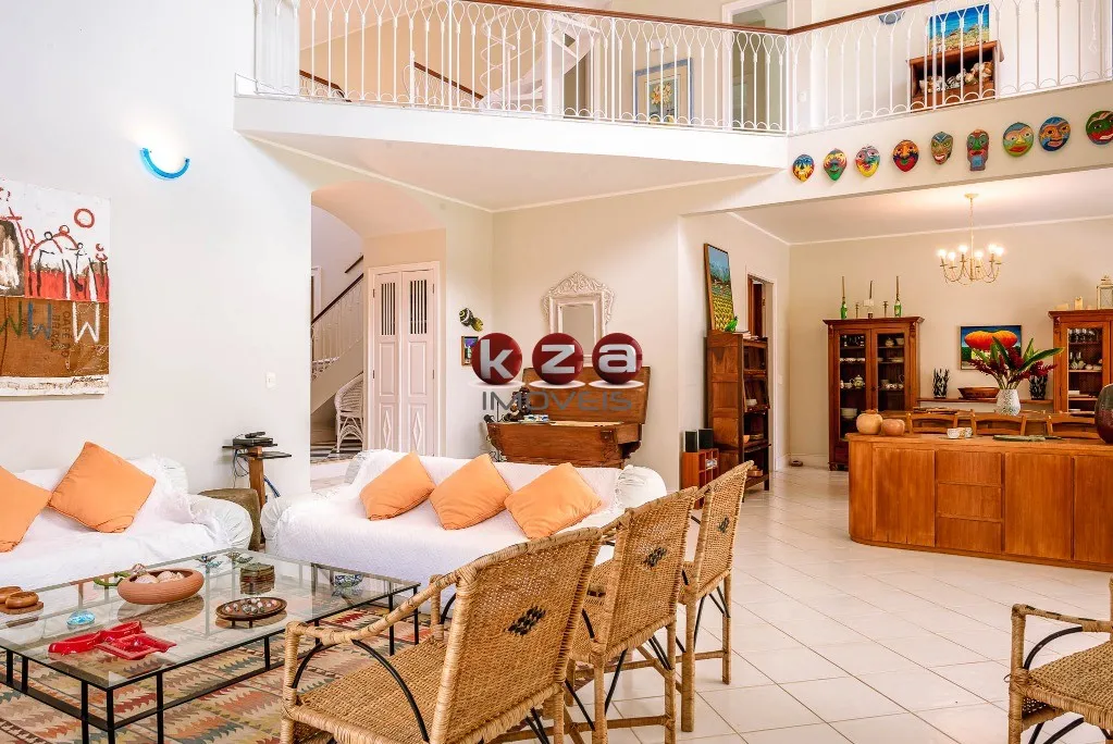 Imagem Luxuosa casa à venda no Condomínio Costa Verde, na Praia de Tabatinga, Caraguatatuba-SP, 5 suítes, 2 salas, , 344m². Venha conferir!