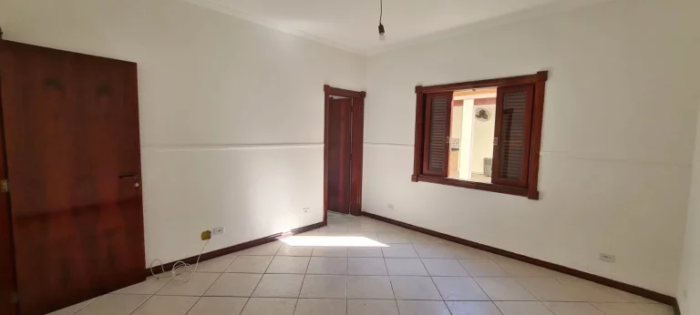 Imagem Excelente Casa em condomínio Fechado