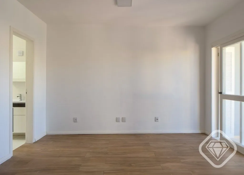 Imagem Casa semimobiliada com piscina no bairro Hípica, pronta para morar, com excelente padrão de acabam...