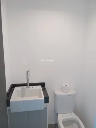 Imagem Apartamento para locação em São Paulo-SP, no bairro Cerqueira César: 1 quarto, 1 sala, 1 banheiro, 24m² de área.