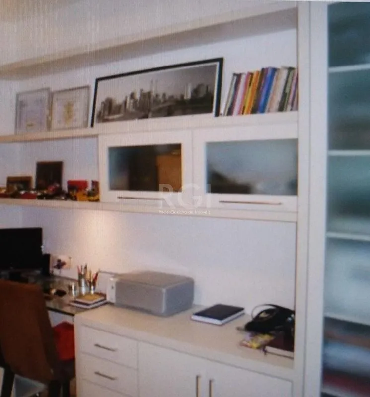 Imagem EXCELENTE APARTAMENTO À VENDA - CONFORTO, ESPAÇO E LOCALIZAÇÃO PRIVILEGIADA!