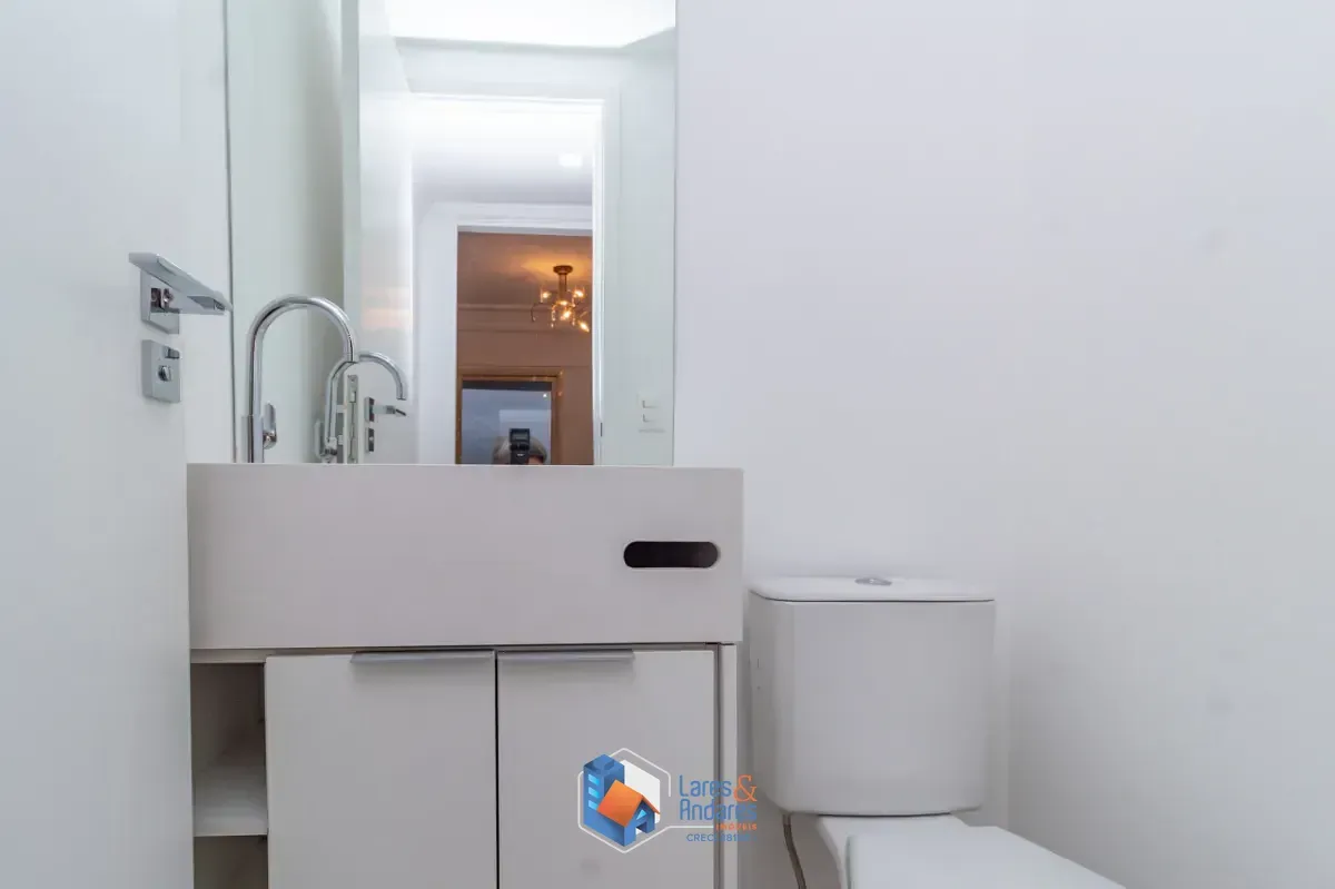 Imagem Apartamento para venda em Moema com 3 quartos, sendo 1 suíte, 112m²