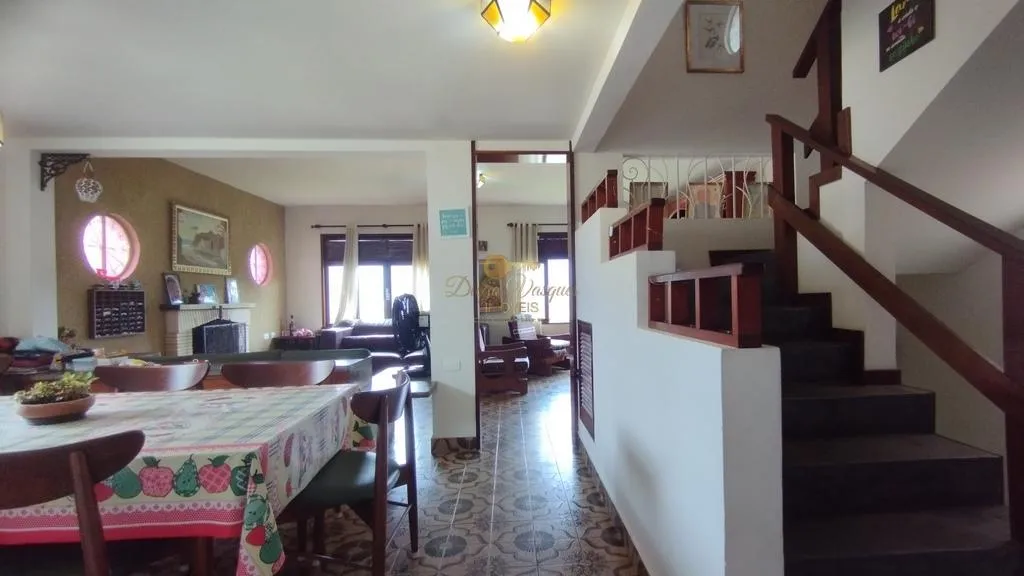 Imagem Casa em Condomínio para Venda em Teresópolis / RJ no bairro Quinta da Barra
