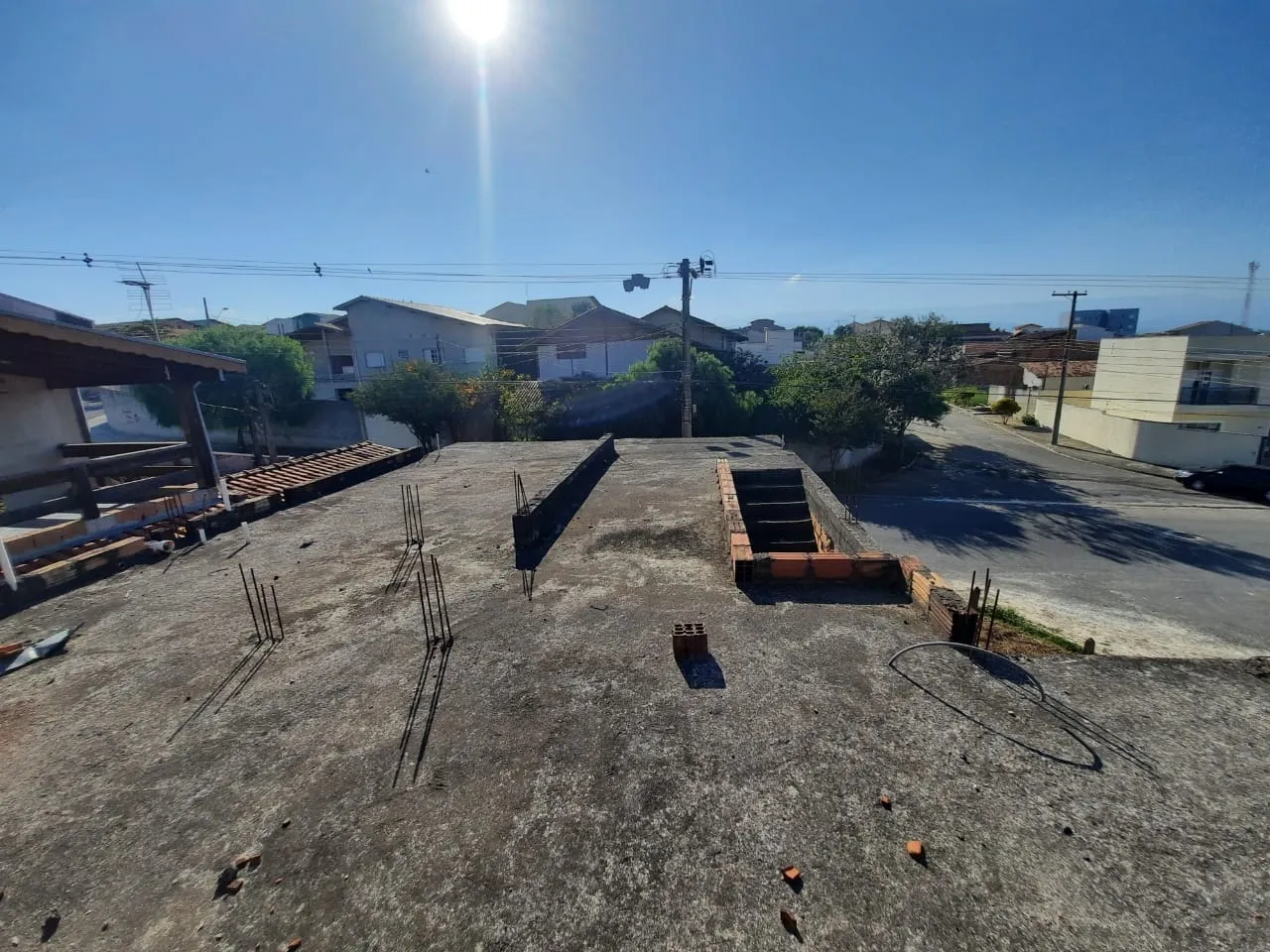 Imagem Casa à venda 3 Quartos, 1 Suite, 2 Vagas, 65M², Residencial Mombaça, Pindamonhangaba - SP