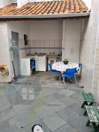 Imagem Casa de 2 dormitórios sendo 1 suíte, 2 banheiros, 1 vaga, com 136m² em Santa Paula, São Caetano do Sul