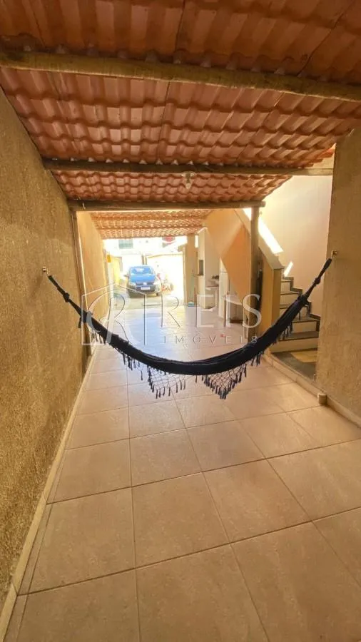 Imagem Casa para Venda em Rio das Ostras, Chácara Mariléa, 2 dormitórios, 1 banheiro, 2 vagas