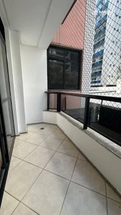 Imagem Apartamento com 3 dormitórios à venda, 127 m² por R$ 900.000 - Praia da Costa - Vila Velha/ES