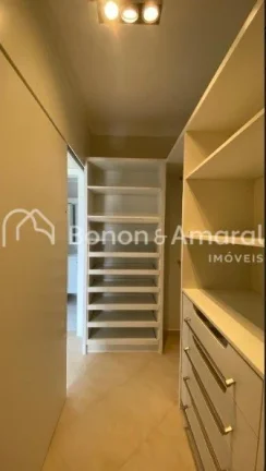 Imagem Apartamento à venda no Cambuí, com sol da manhã e fino acabamento. Possui dois dormitórios com a...